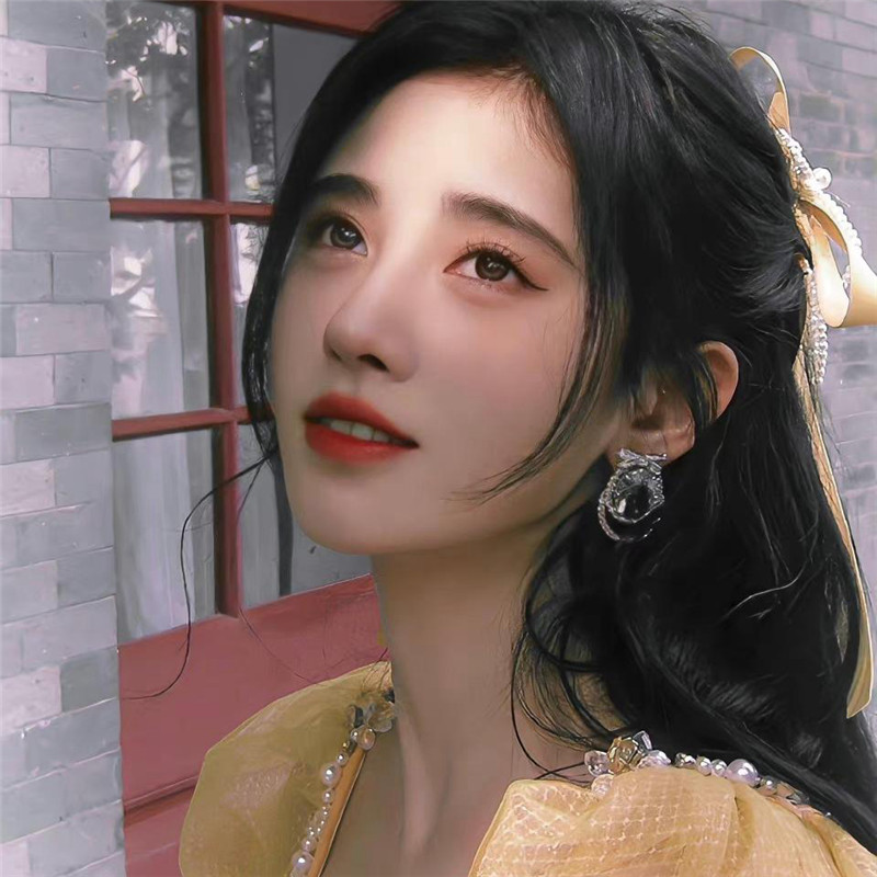 微信头像鞠婧祎