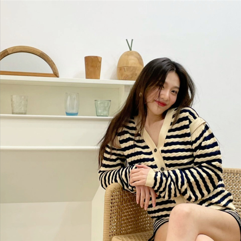 女明星朴秀荣超清头像图片
