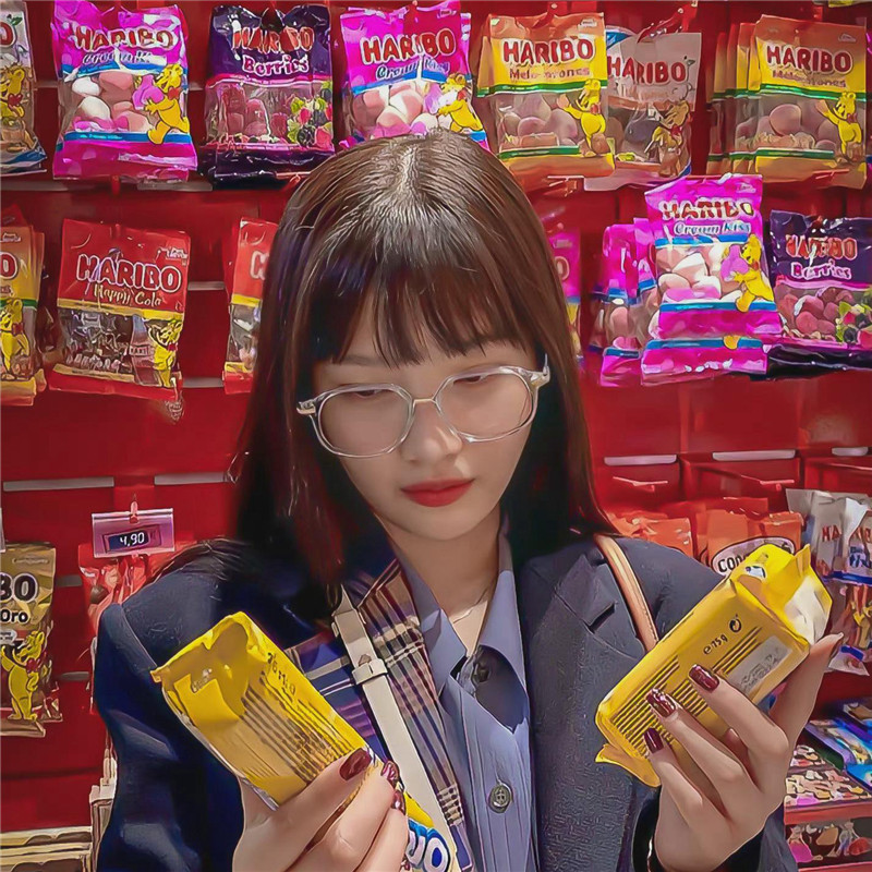女明星朴秀荣超清头像图片