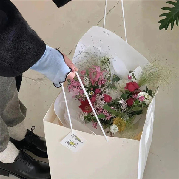 头像朋友圈背景图成套情侣