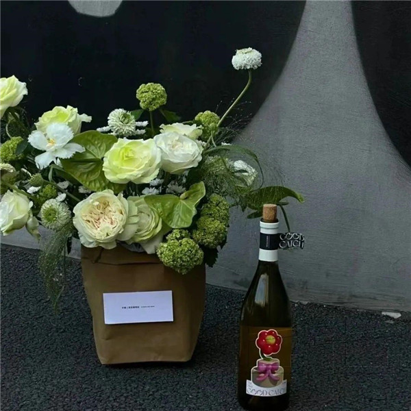 头像朋友圈背景图成套情侣