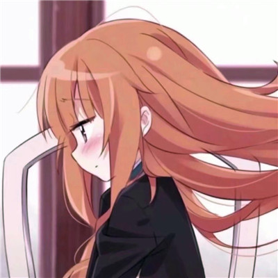 女生家庭地位的情侣头像动漫