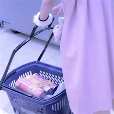 展现家庭地位的情侣头像