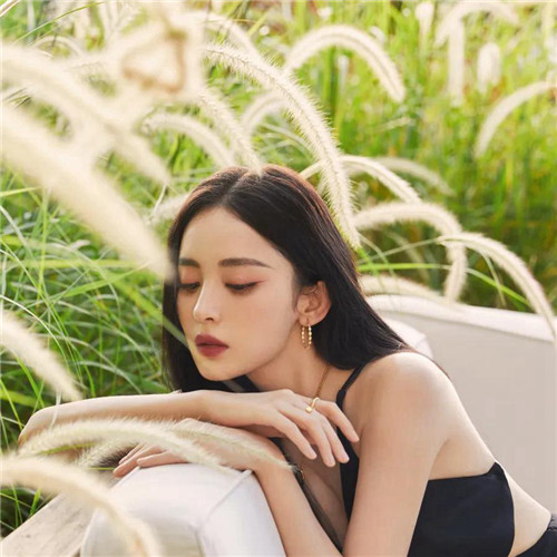 女明星古力娜扎唯美头像图片