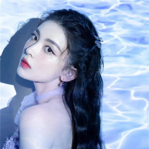 女明星古力娜扎唯美头像图片
