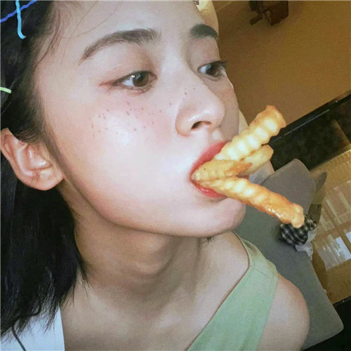沈月头像图片