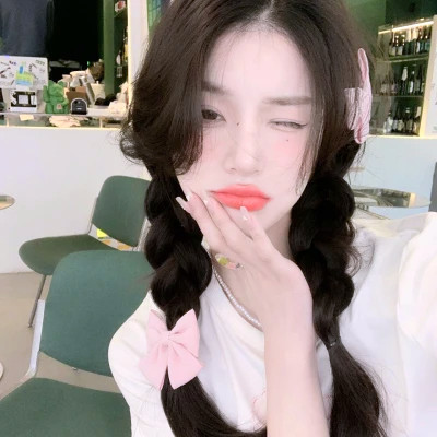 肤白貌美的小姐姐头像真人