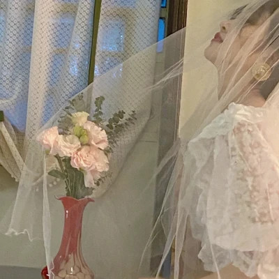 单人婚纱头像女