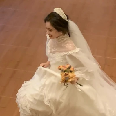 单人婚纱头像女