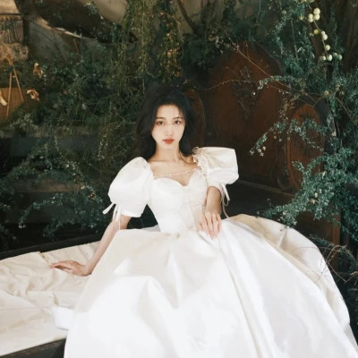 单人婚纱头像女