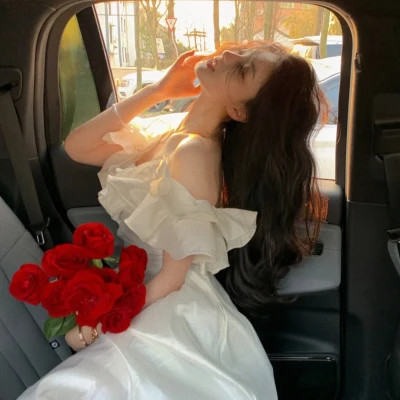 单人婚纱头像女