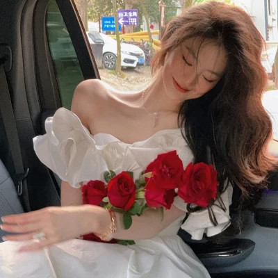 单人婚纱头像女