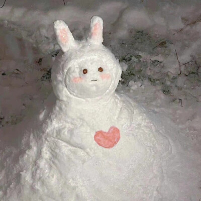 2025最火可爱雪人头像
