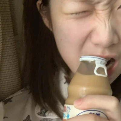素颜比较真实的头像女高清照片