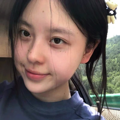 2025最新女生真人头像