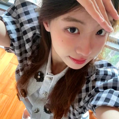 2025最新女生真人头像