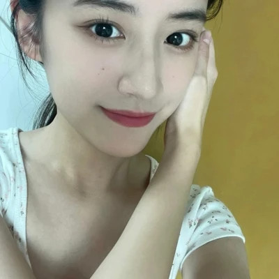 真人女生头像图片2025最火爆