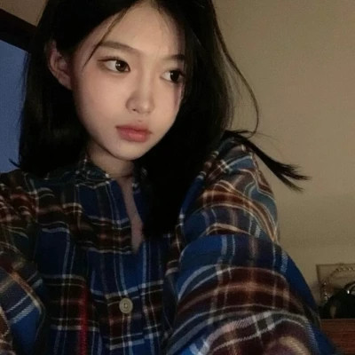 真人女生头像图片2025最火爆