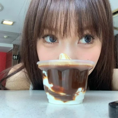 真人女生头像图片2025最火爆