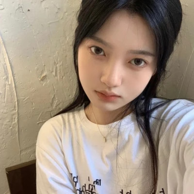 真人女生头像图片2025最火爆