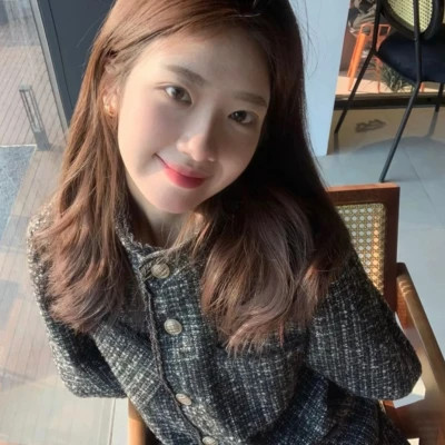 真人女生头像图片2025最火爆