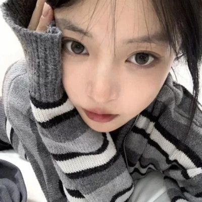 真人女生头像图片2025最火爆