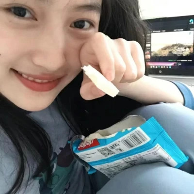 真人女生头像图片2025最火爆