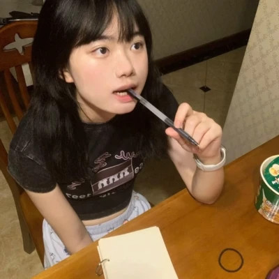 真人女生头像图片2025最火爆