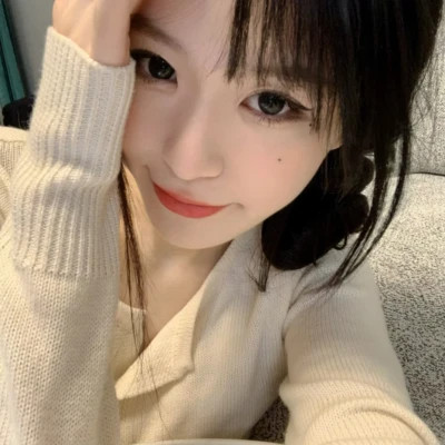 2025年的新头像女生高清图片
