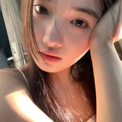 2025年的新头像女生高清图片