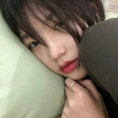 2025年的新头像女生高清图片