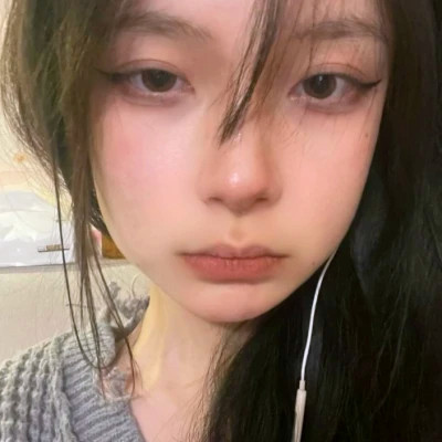 2025精选高颜值女生头像真人