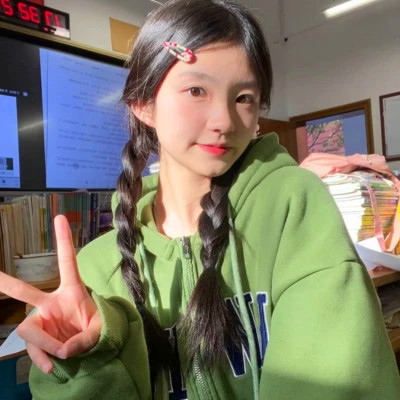 2025精选高颜值女生头像真人