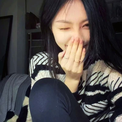 2025最新真人头像女生照片