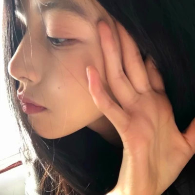 2025最新真人头像女生照片