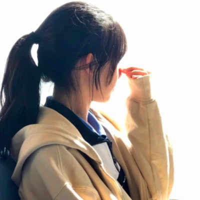 2025最新真人头像女生照片