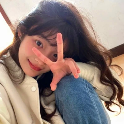 2025最新真人头像女生照片