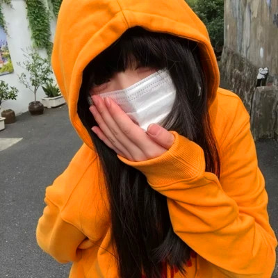 qq好看女生真人高清头像