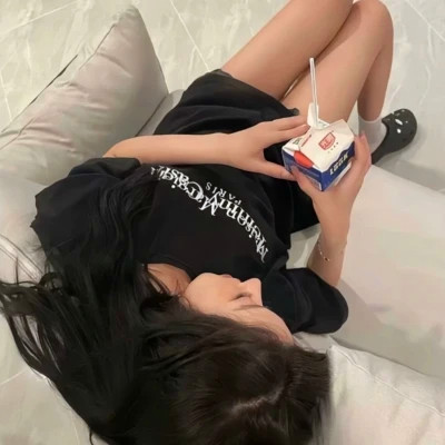 qq好看女生真人高清头像