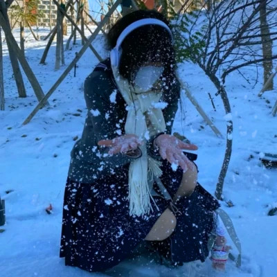 qq好看女生真人高清头像