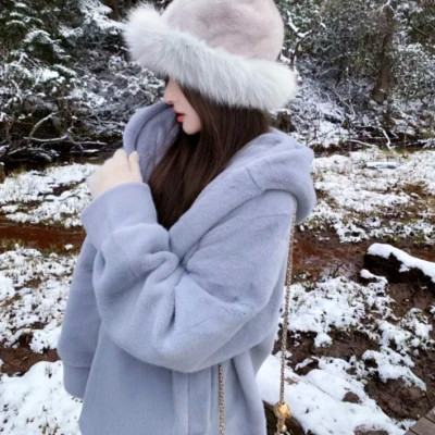 qq好看女生真人高清头像