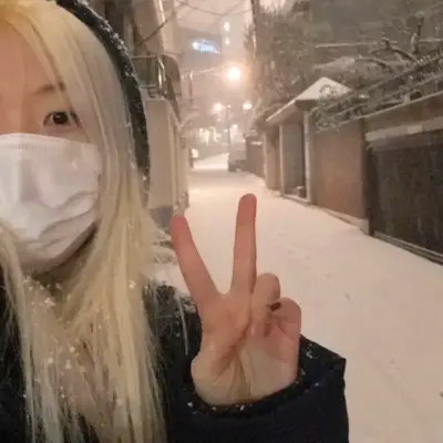 qq好看女生真人高清头像