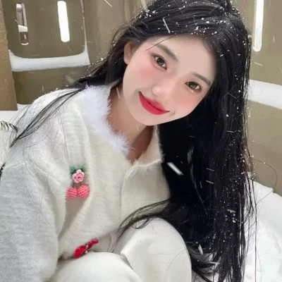 qq好看女生真人高清头像