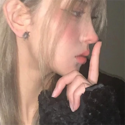 2025qq头像女生真人