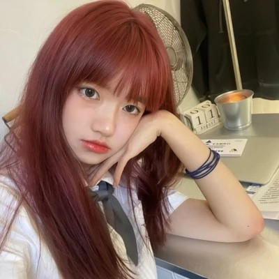 2025qq头像女生真人