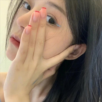 2025qq头像女生真人