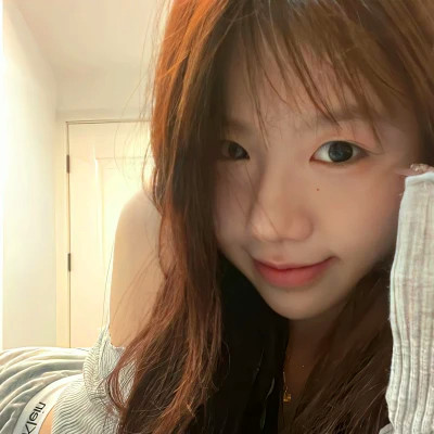 女生头像氛围感小众真人高级图片