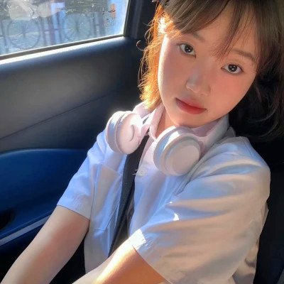 女生头像氛围感小众真人高级图片