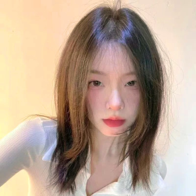 女生头像氛围感小众真人高级图片