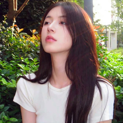 女生头像氛围感小众真人高级图片